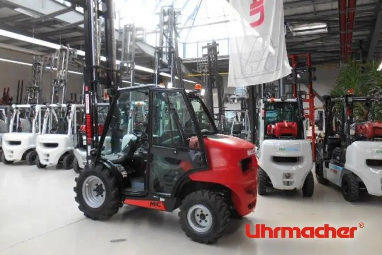 He‘s got the power: Der Geländestapler MC 25-4 von Manitou Bild: He‘s got the power: Der Geländestapler MC 25-4 von Manitou