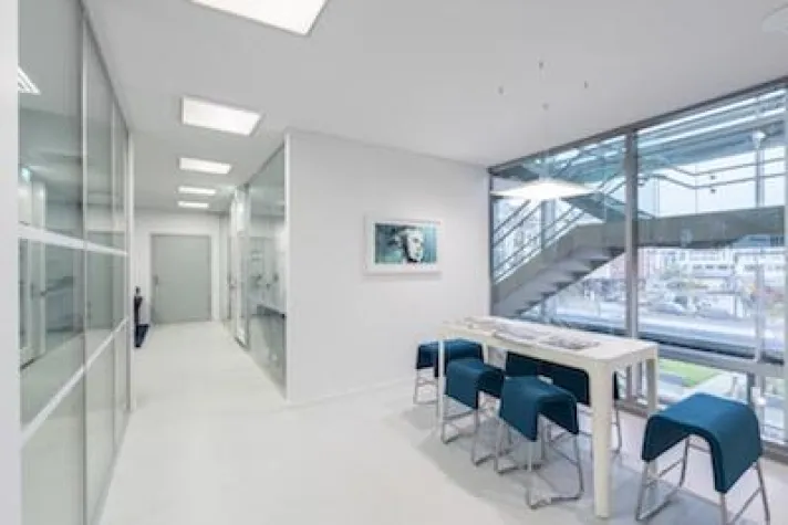 Glamox C95: Licht für Raumarchitektur Bild: Glamox C95: Licht für Raumarchitektur