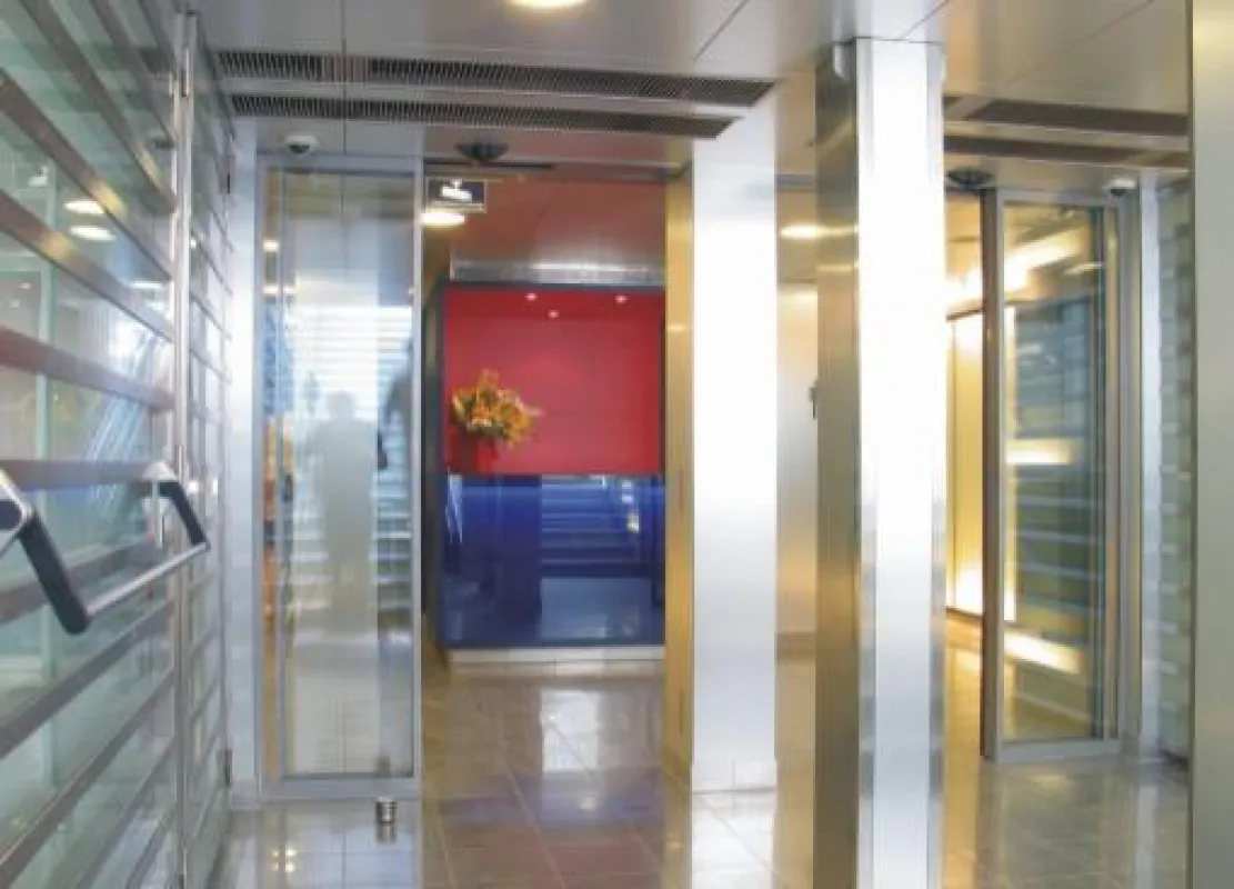 Eingang zur Toilette am Breitscheidplatz