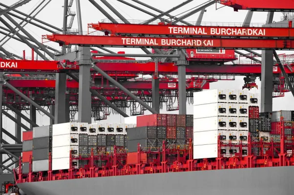 Bild: Neue Studie „Global Trade Management Agenda 2014“ von AEB und DHBW