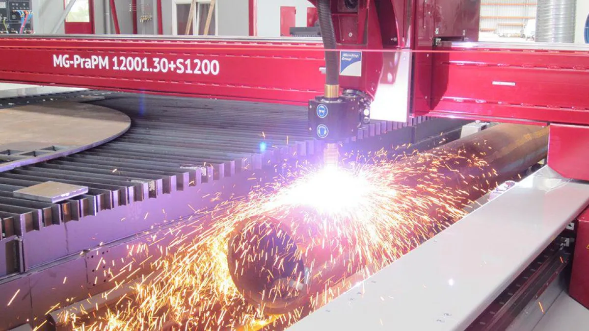 MicroStep vereint die universelle Bearbeitung von Blechen, Rohren und Profilen an einer CNC-Maschine