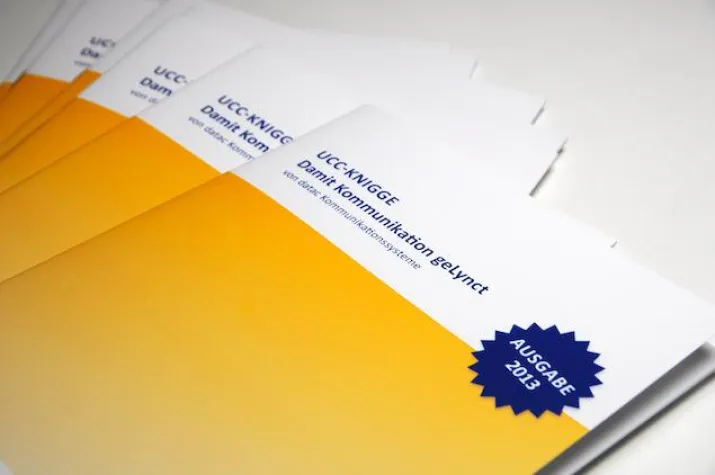 Bild: Der Knigge für UCC - datac Kommunikationssysteme bündelt in einer Anwenderbroschüre Umgangsformen
