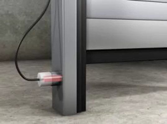 Bild: Novoferm Riexinger Rolltore verriegeln jetzt automatisch