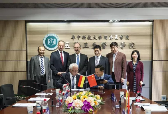 Unimedizin Greifswald baut Zusammenarbeit mit China aus Bild: Unimedizin Greifswald baut Zusammenarbeit mit China aus