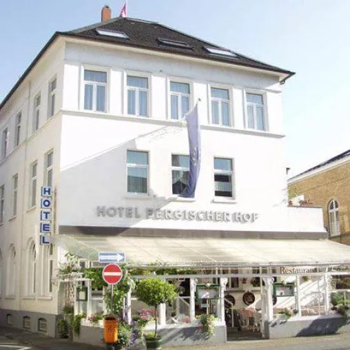 Hotel Bergischer Hof aus Königswinter vom Deutschen Wanderverband als Qualitätsgastgeber ausgezeichnet Bild: Hotel Bergischer Hof aus Königswinter vom Deutschen Wanderverband als Qualitätsgastgeber ausgezeichnet