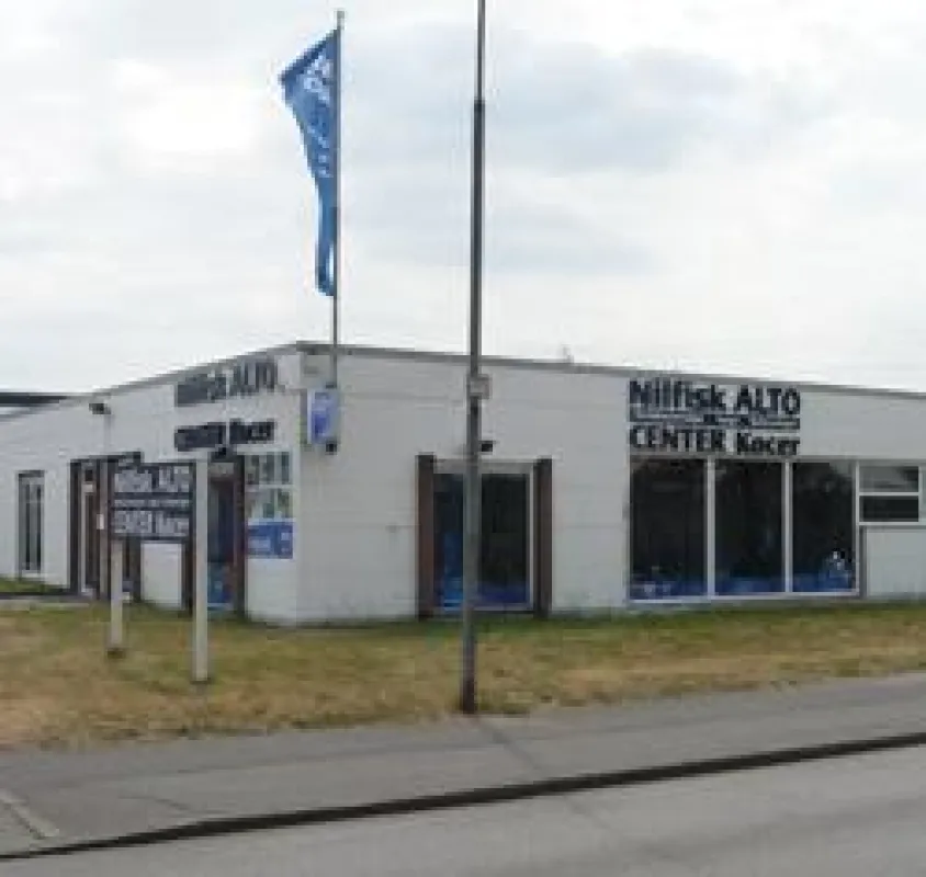 Außenansicht Nilfisk-ALTO-Fachcenter Kocer am Standort Lübeck