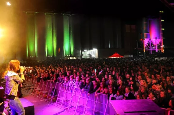 Bild: 130. Geburtstag - Diebels feierte mit Freunden