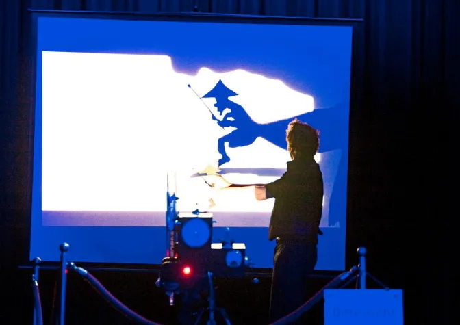 Bild: Magier Julian gewinnt Bronze beim Varietéfestival