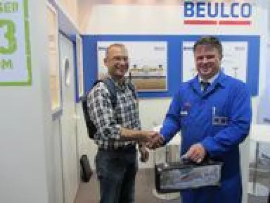 Bild: BEULCO: Nicht nur ein Verbindungstalent gefunden - Erfolgreicher Messeauftritt
