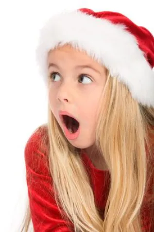 Bild: Weihnachten einmal ganz anders - von frechen Trollen und kaputten Fensterscheiben