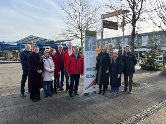 Bild: Neue Informationsstelen am Detmeroder Markt