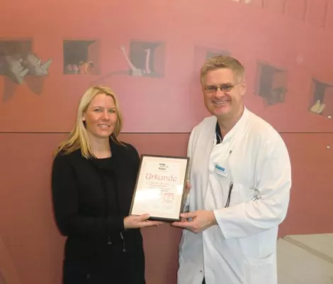 Bild: Prof. Dr. Wolfgang Kamin ist neuer Botschafter der Stiftung help and hope