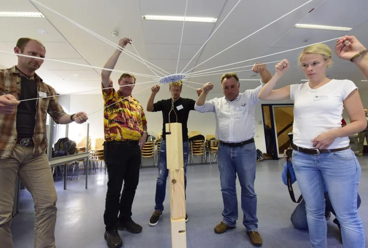 500 Lehrerinnen und Lehrer nahmen an der Fortbildung des neugegründeten Netzwerks Gesamtschulen teil. In den Workshops ging es um die vielfältigen Aufgaben des Schulalltags. (Universität Osnabrück/Her