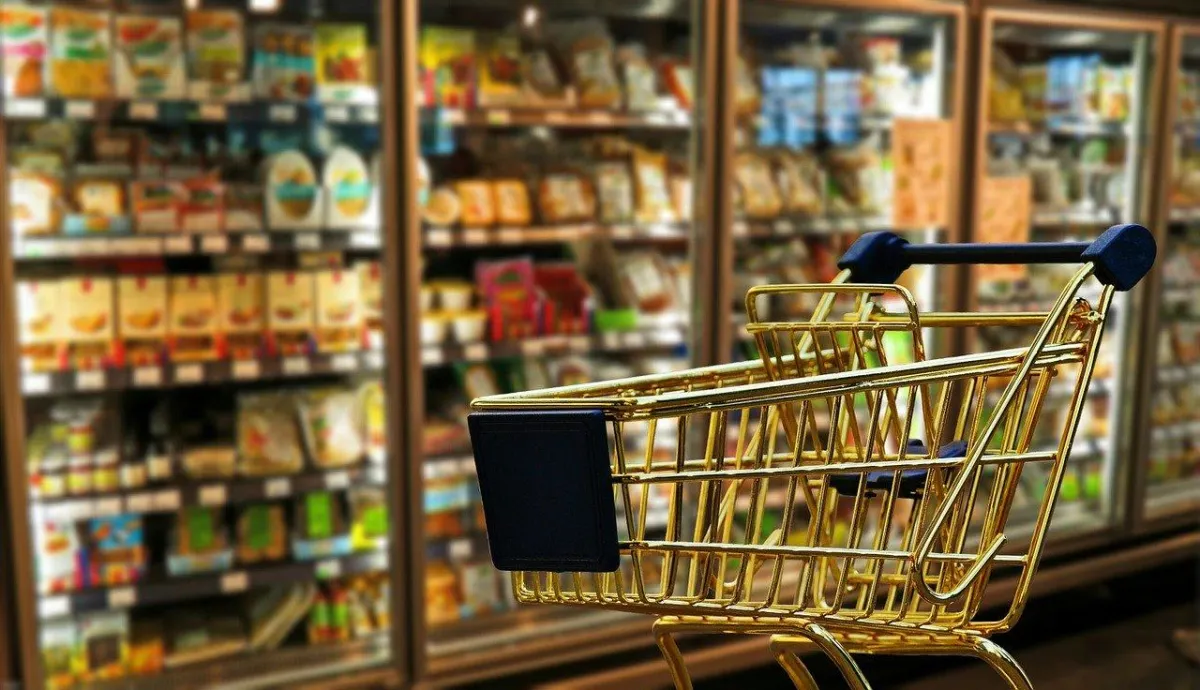 Ohne die Lkw-Fahrer wären die Supermarktregale leer (Bild: pixabay)