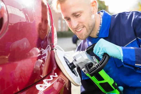 Bild: Bevor der Lack ab ist – Smart Repair neue Qualifizierung am BFW Leipzig