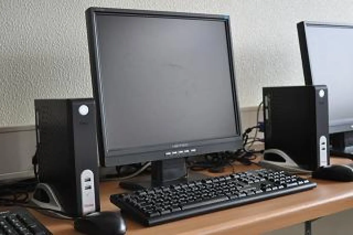 Moderner Schüler-Arbeitsplatz