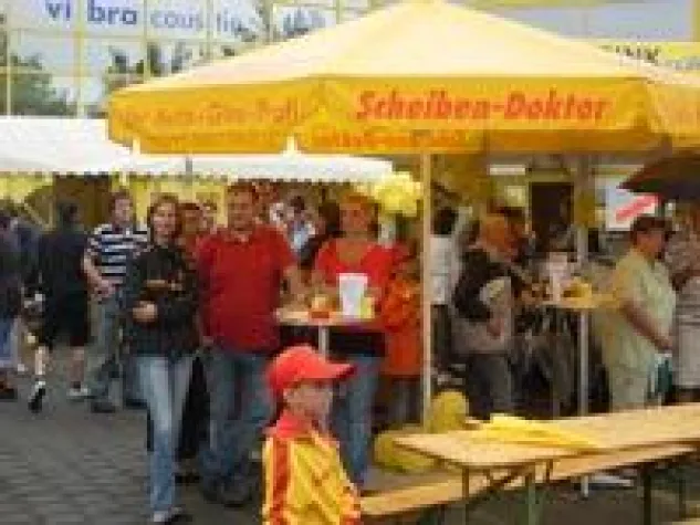 Bild: Scheiben-Doktor - erfolgreicher Sommer mit fünf Franchise-Verträgen