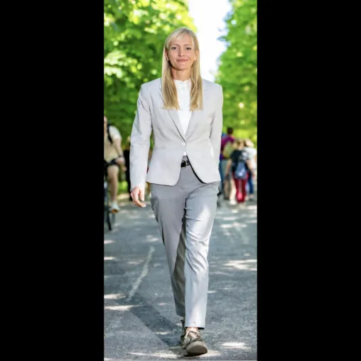 Bild: Kommunalwahl Potsdam - Susanne Lindau FDP stellt sich zum 1. Mal zur Wahl auf 