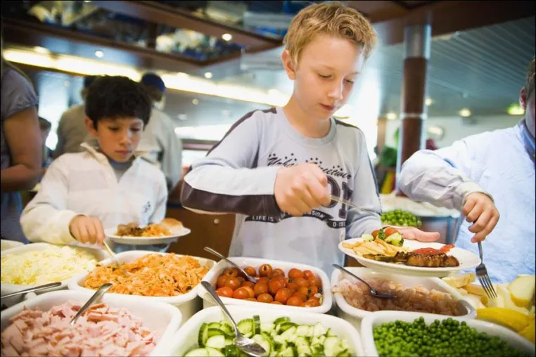 Bild: DFDS Seaways stellt neues Kinderbuffet vor: Schlaraffenland für junge Passagiere