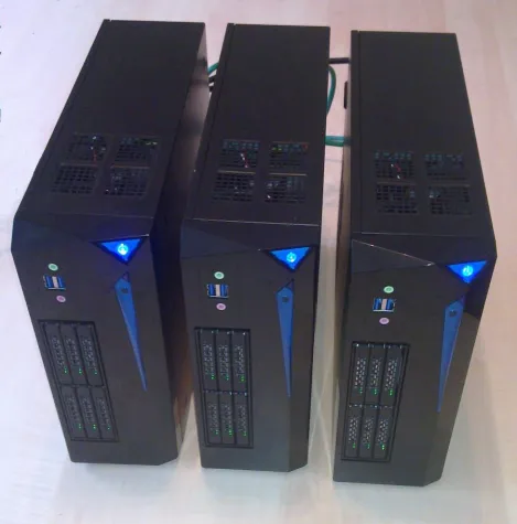 Bild: ArchivistaMini 2016/X: Mit 80 MByte zum KVM-Server