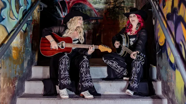 Bild: Road Chicks: Zwischen Bühne, Studio und Selfmanagement