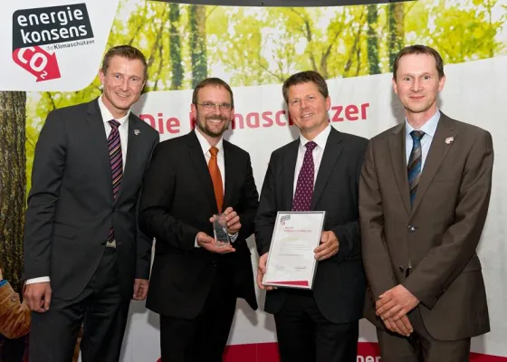 Bremer Klimaschutz-Preis 2011 geht an Christian Ehlers - „Wo andere aufhören, macht er weiter.“ Bild: Bremer Klimaschutz-Preis 2011 geht an Christian Ehlers - „Wo andere aufhören, macht er weiter.“