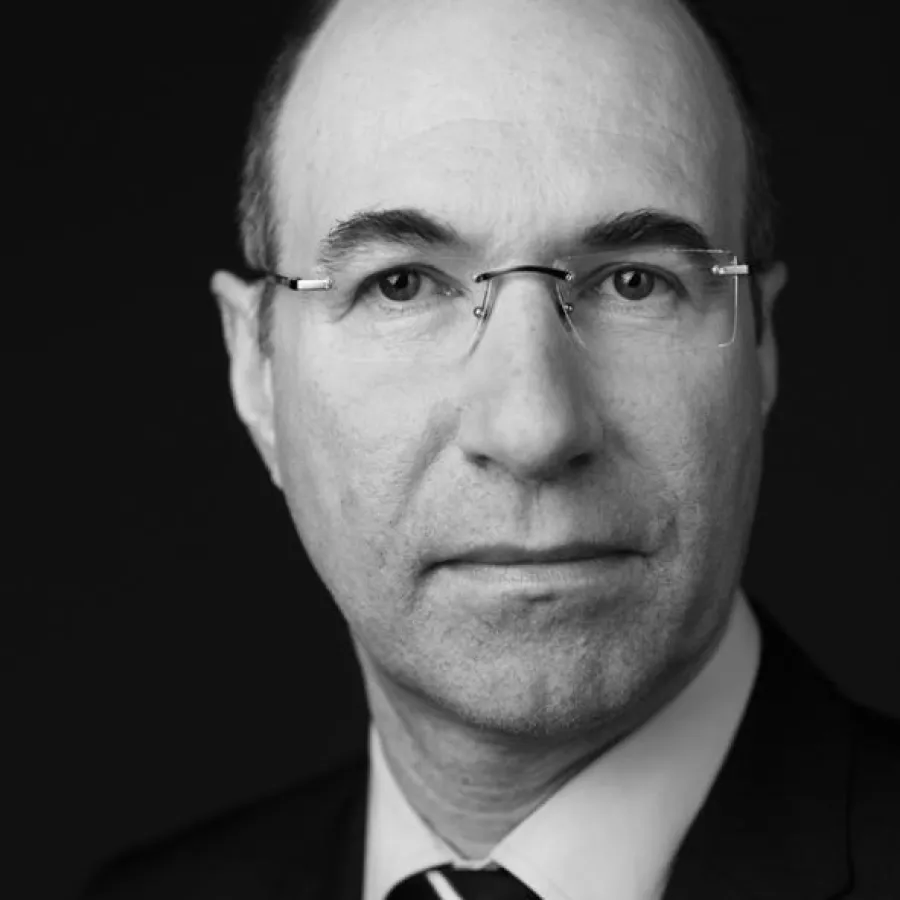 Prof. Dr. med. Johannes Pfeilschifter war federführend bei der Produktion des neuen Informationsfilms Osteoporose.