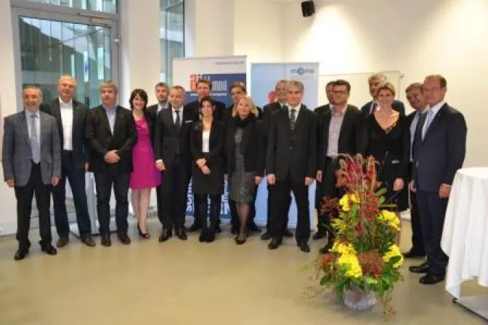 Bild: AIM: Akademische Unternehmensberater graduieren