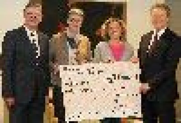 Bild: Bedürftige Kinder schnuppern Weltweihnachtscircusluft