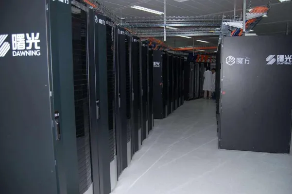Bild: Knürr stattet in Shanghai Supercomputer mit Kühlsystemen aus
