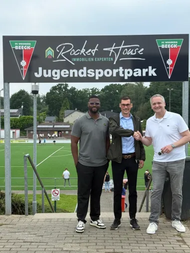 Rocket House wird Jugend-Hauptsponsor beim FC Wegberg-Beeck Bild: Rocket House wird Jugend-Hauptsponsor beim FC Wegberg-Beeck
