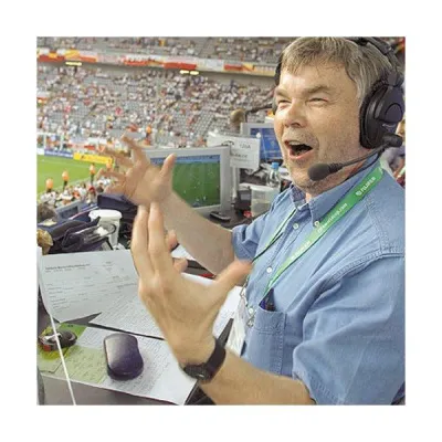 Bild: Fußballtalk in Düsseldorf vor dem EM-Qualifikationsspiel Deutschland gegen Belgien in der Esprit-Arena