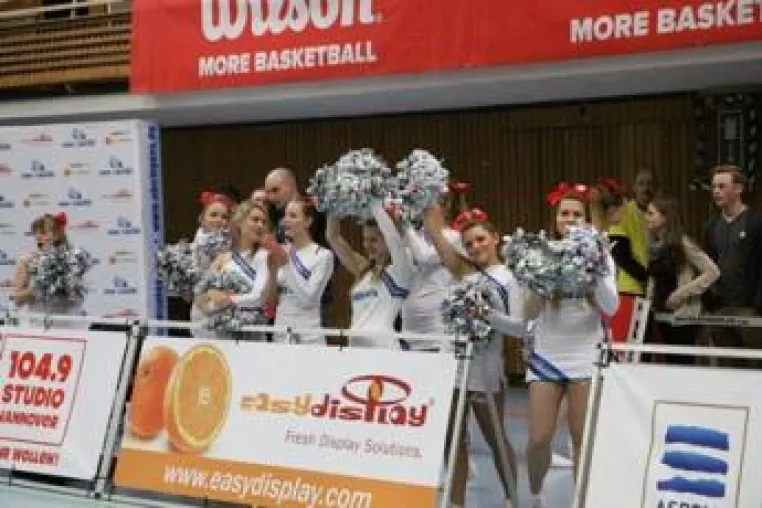 Easydisplay GmbH und UBC Tigers – United We Stand Bild: Easydisplay GmbH und UBC Tigers – United We Stand