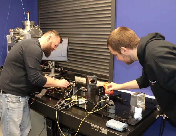 Bild: Laser-Frequenzkamm bereichert Hochschulforschung 