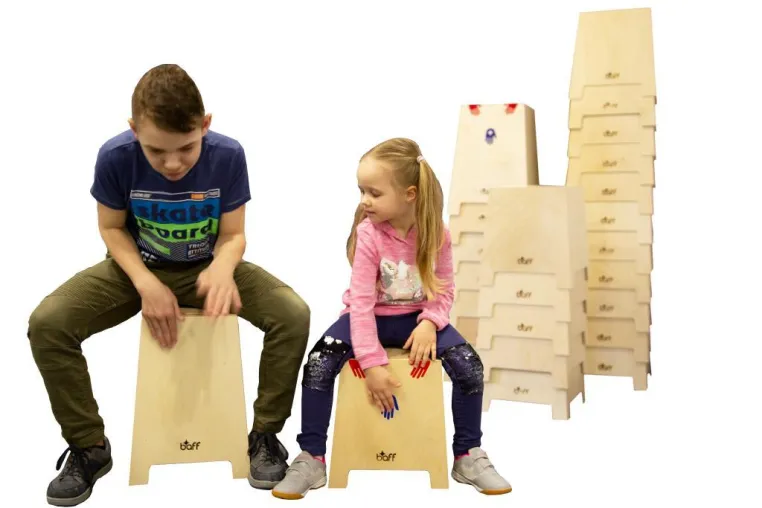 Weltneuheit: Stapelbare Cajon Bild: Weltneuheit: Stapelbare Cajon