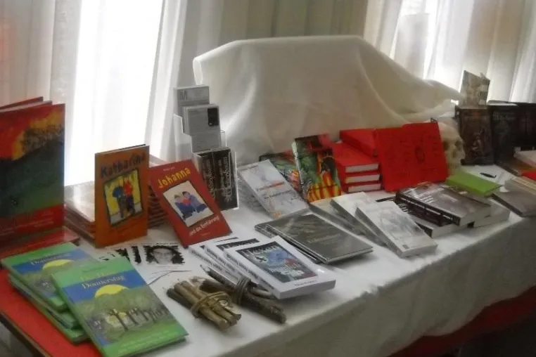 Bild: „Die andere Buchmesse“: Autoren helfen Autoren
