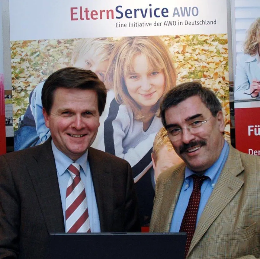 Geschäftsführer Wolfgang Stadler und Aufsichtsratsvorsitzender Erwin Knebel beim Start des neuen Portals