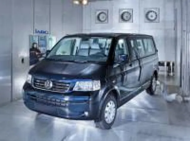 Bild: IABG nimmt neue Umweltsimulationskammer in Betrieb