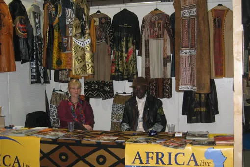 Bild: Modedesign aus Afrika beim Import Shop Berlin