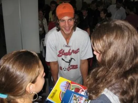 Bild: JUBi – Die Jugendbildungsmesse in Berlin / Jugendliche aus Berlin und Umgebung wollen die Welt erkunden