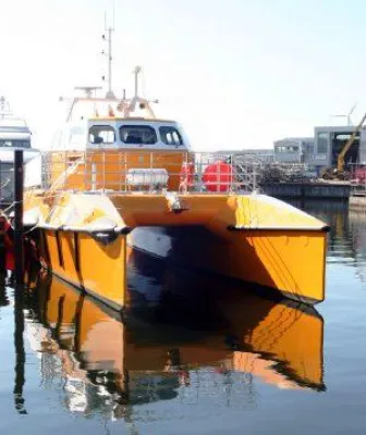 Bild: Nautintec präsentiert innovatives Lotsenboot