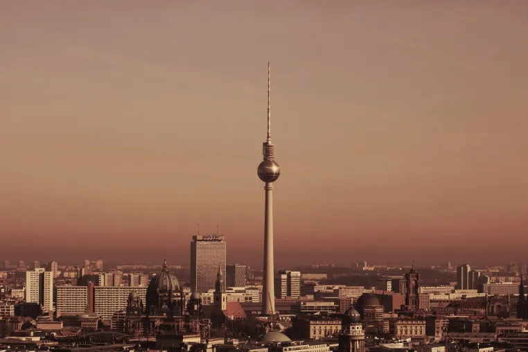 Bild: Arbeitsmedizin und Arbeitsschutz zentral in Deutschlands Hauptstadt Berlin