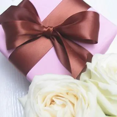 Bild: Make a Wish – Geschenke vom online Hochzeitstisch kaufen ist nun auch auf Englisch möglich