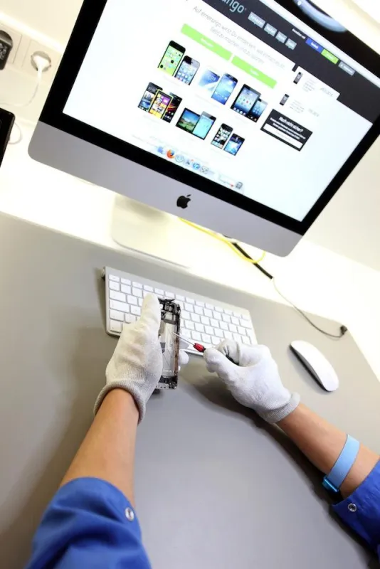 Smartphone-Reparatur bei emerango