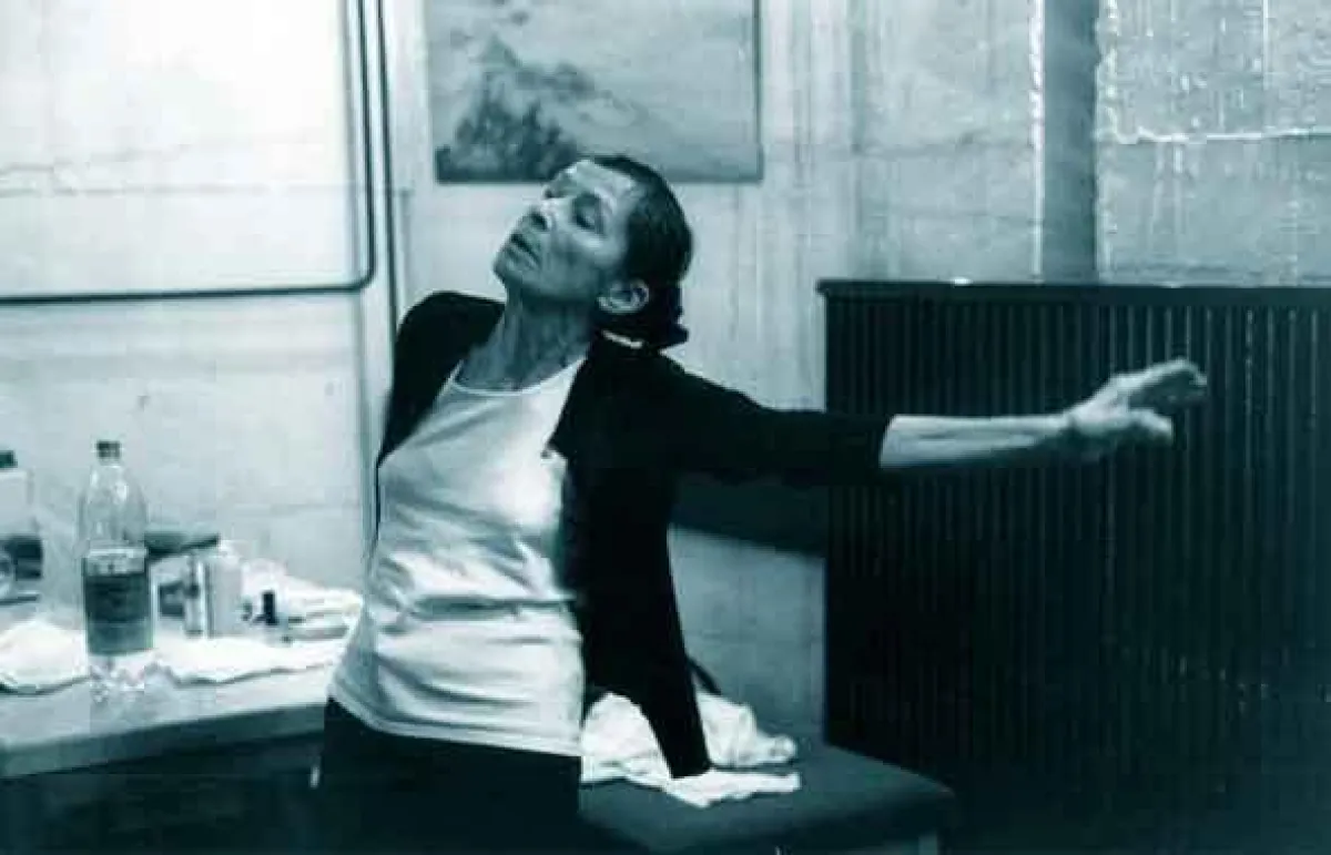 Heike Hennig & Co in TANZ MIT DER ZEIT - Filmstill: Niels Bolbrinker