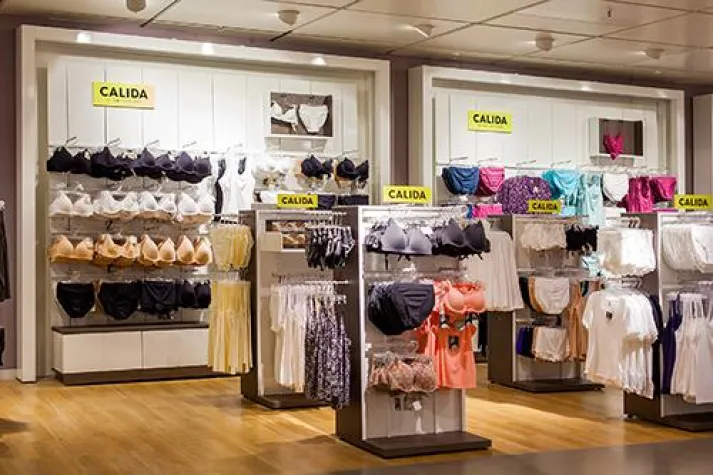 Bild: „Top Produkt Handel 2013“ - Auszeichnung für CALIDA Shop-System