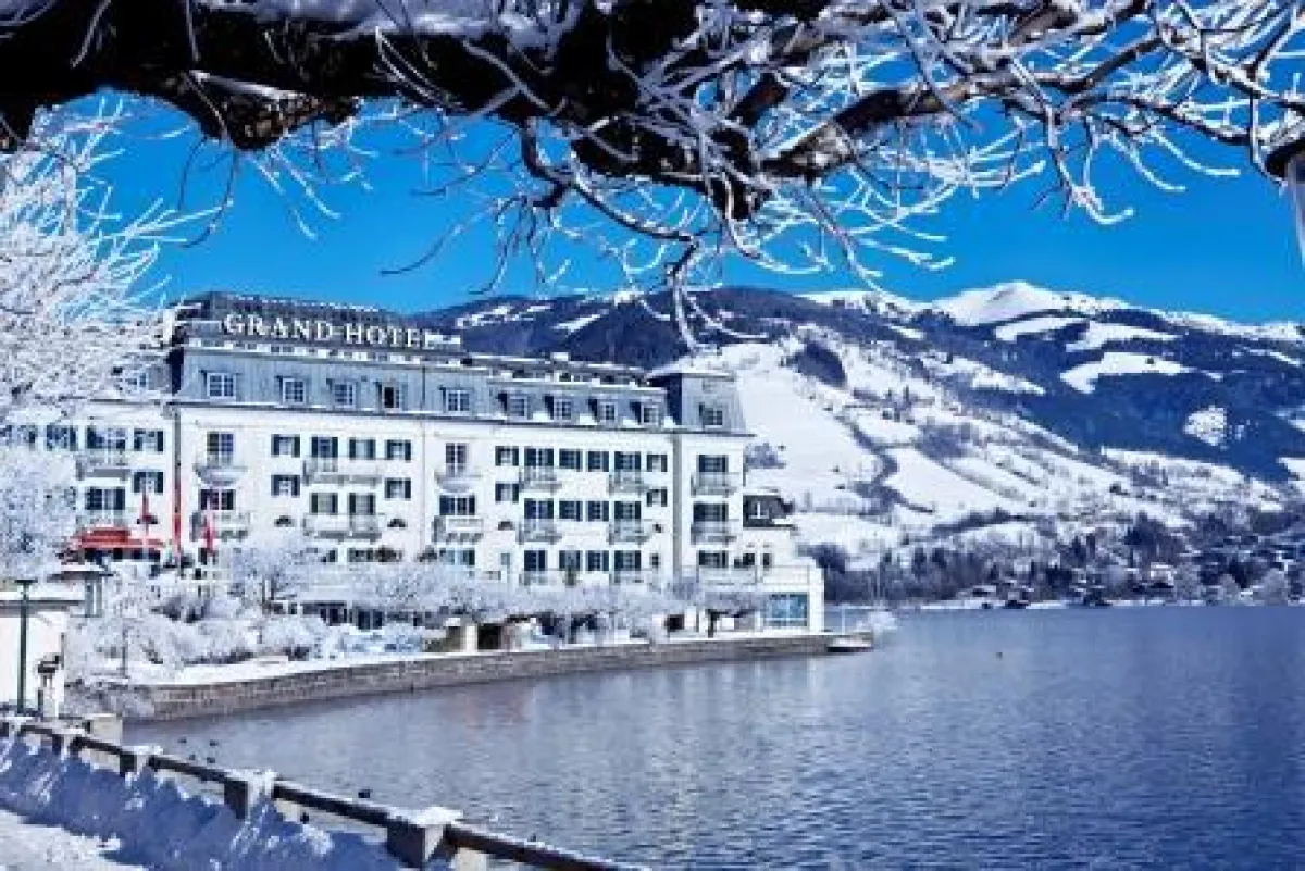 Grand Hotel Zell am See - Außenansicht