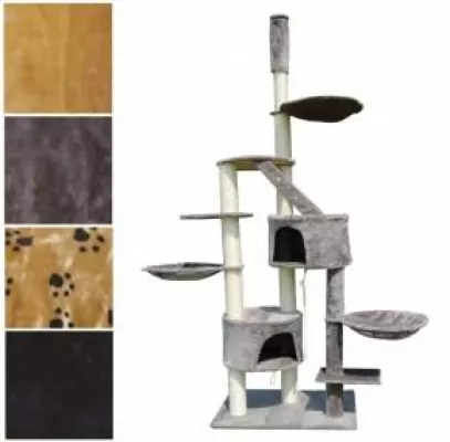 Bild: Katzenbäume sollten eine ausreichende Kratzfläche bieten