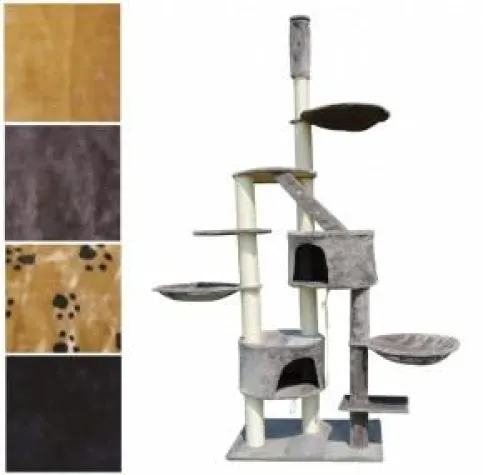 Bild: Katzenbäume sollten eine ausreichende Kratzfläche bieten