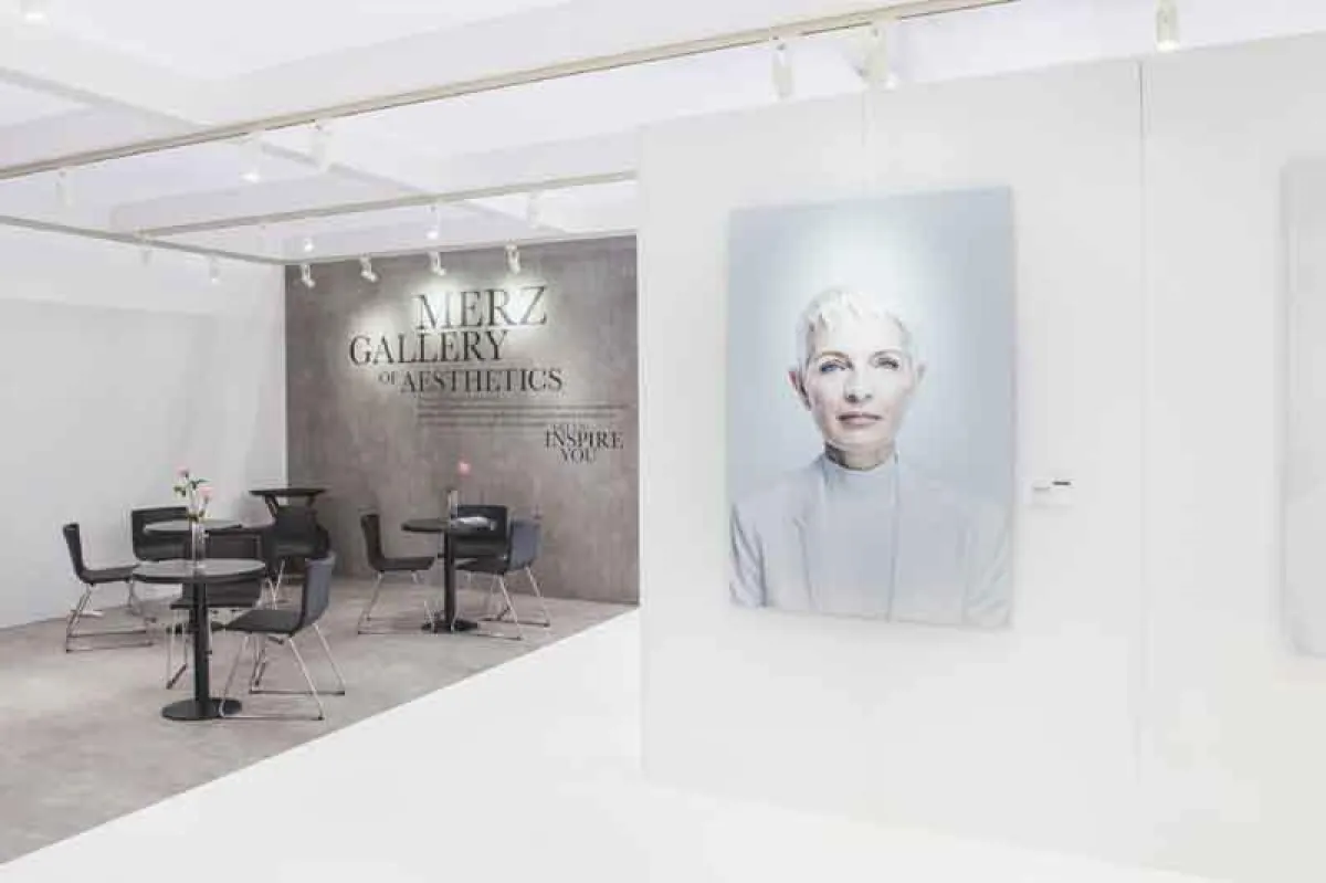 „Merz Gallery of Aesthetics auf dem WCD in Vancouver“ (Foto: Milos Tosic)